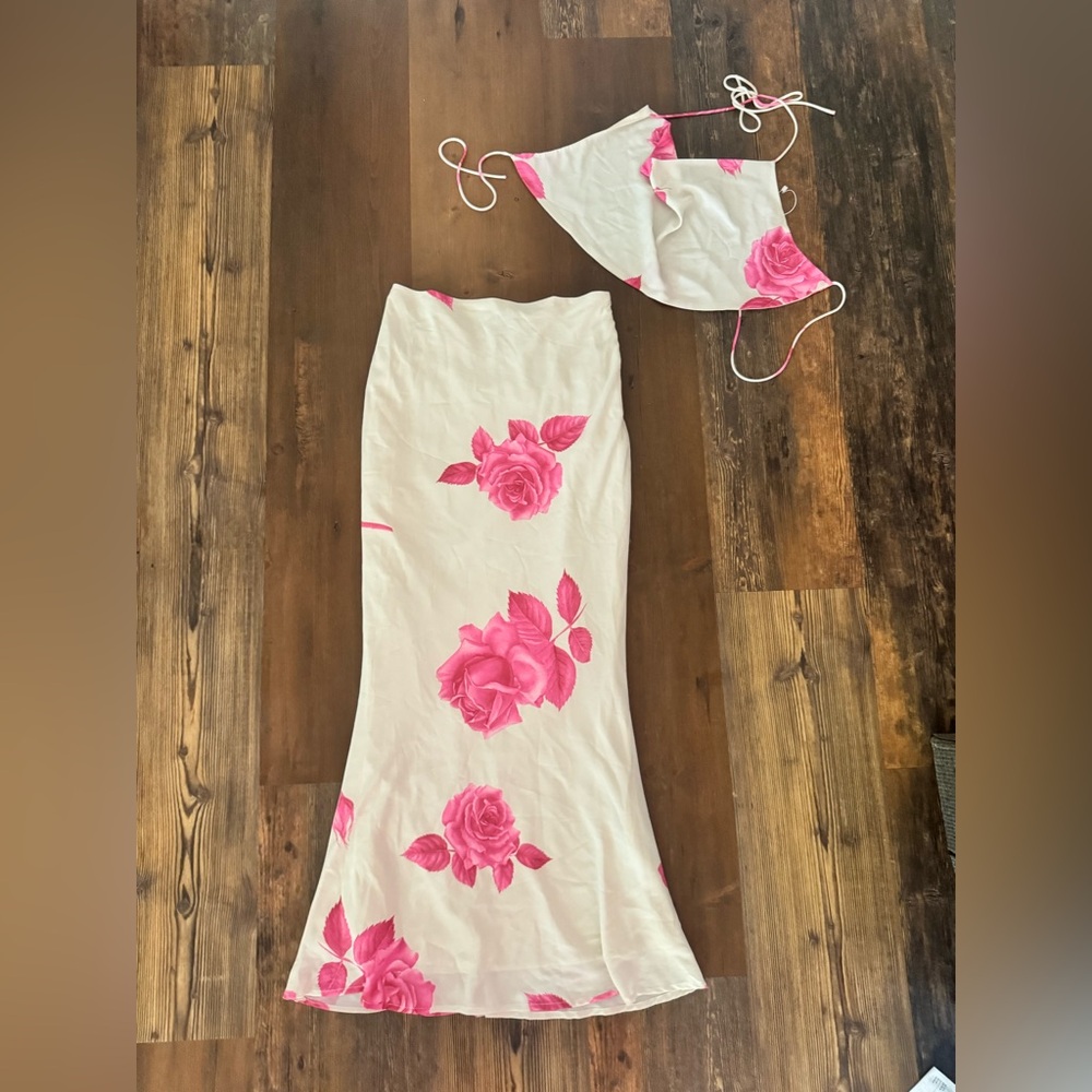 Princess Polly floral maxi skirt set size 6 new without tags